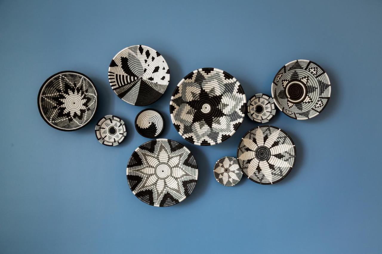 Cloud 7 Residences Ayla Акаба Экстерьер фото Ceramic bowls by the artist