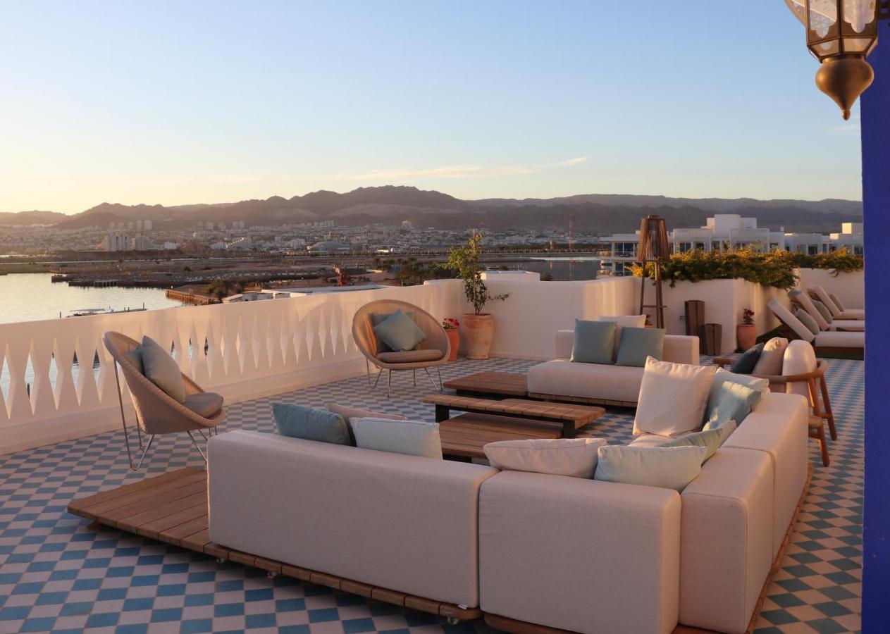 Cloud 7 Residences Ayla Акаба Экстерьер фото Rooftop terrace at the Hotel Amanjena